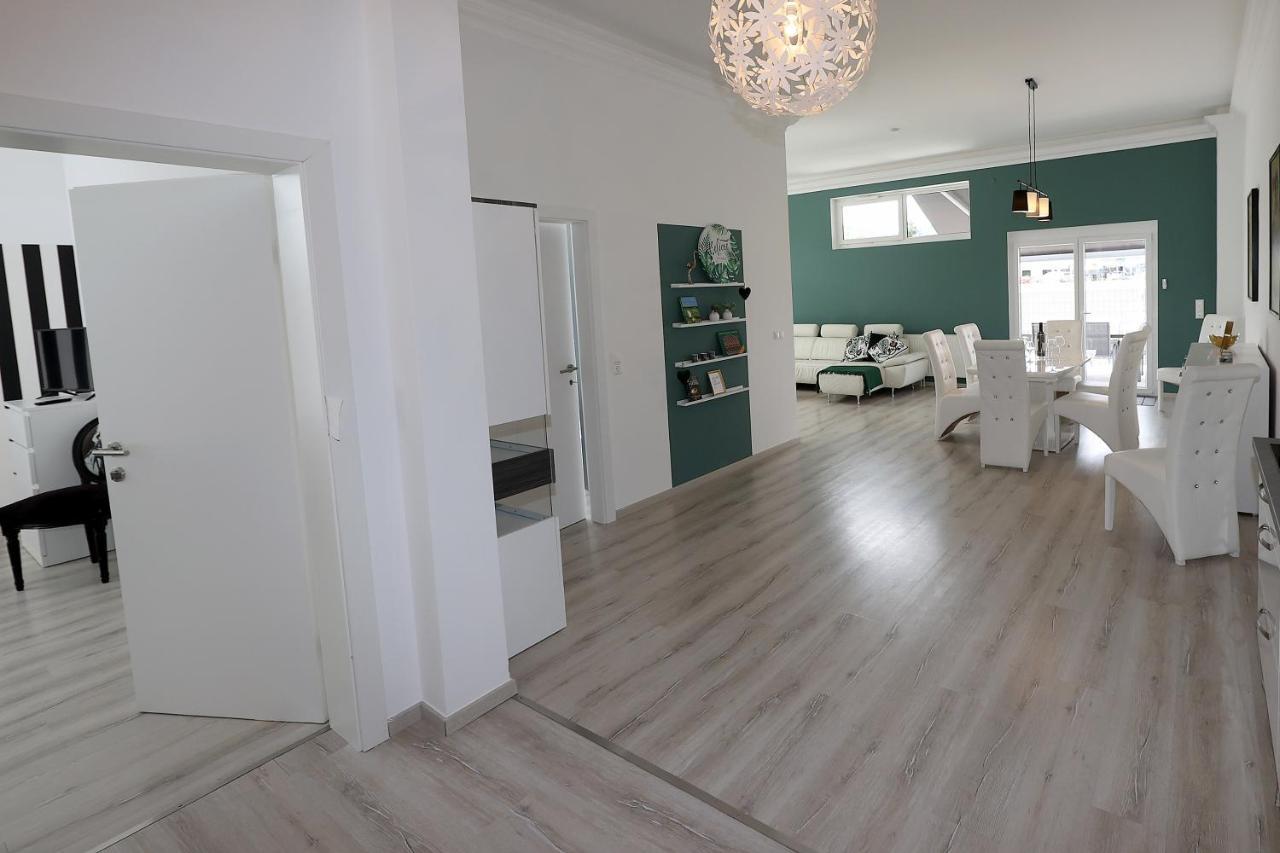 Exklusive Fw Mit 3 Sz Und Grosser Terrasse Gratkorn Luaran gambar